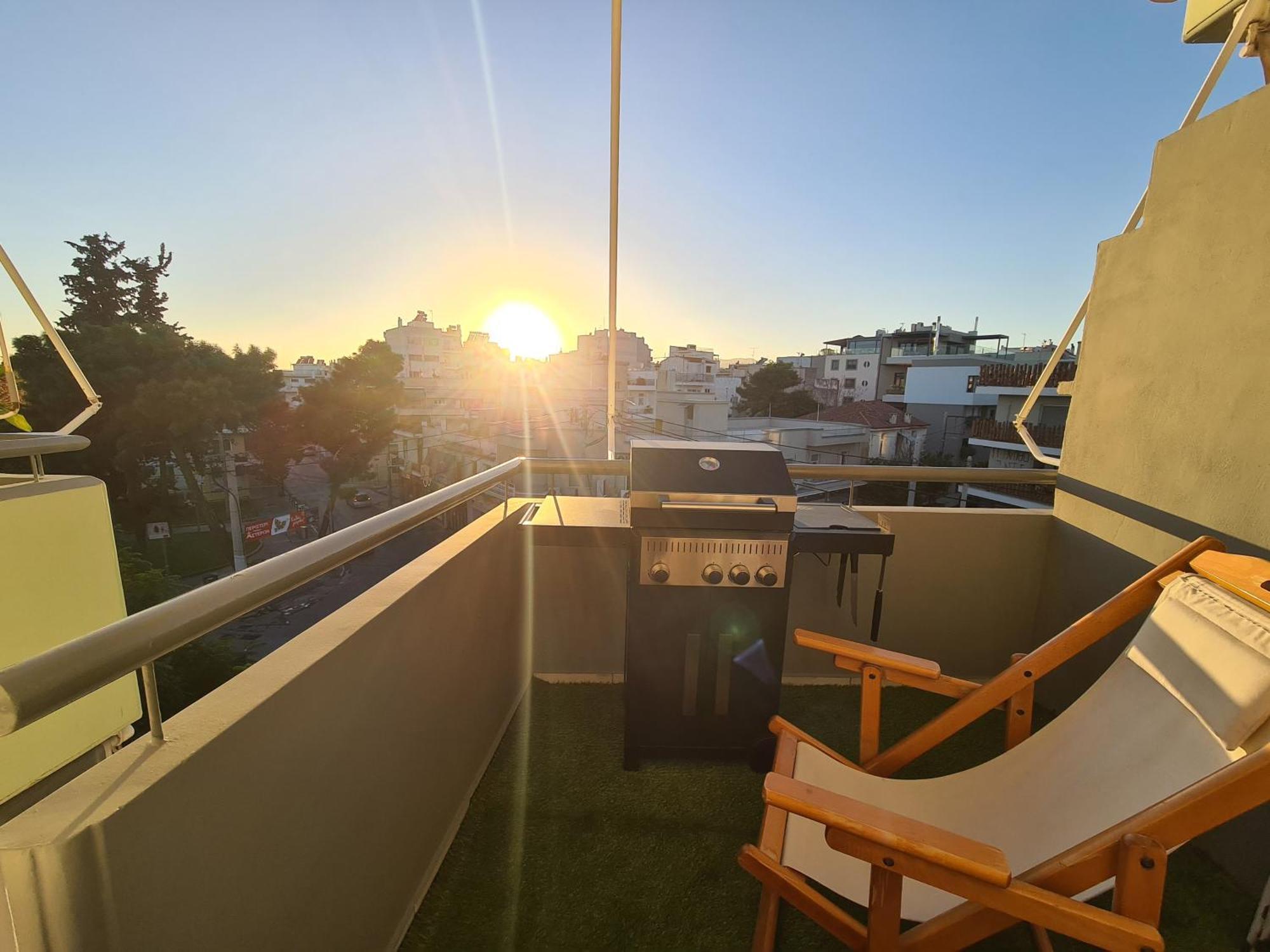 Sunny Home Private Jacuzzi Hydromassage Acropolis & Lycabettus Far View Parking 300M Metro Peristeri Athena Bagian luar foto