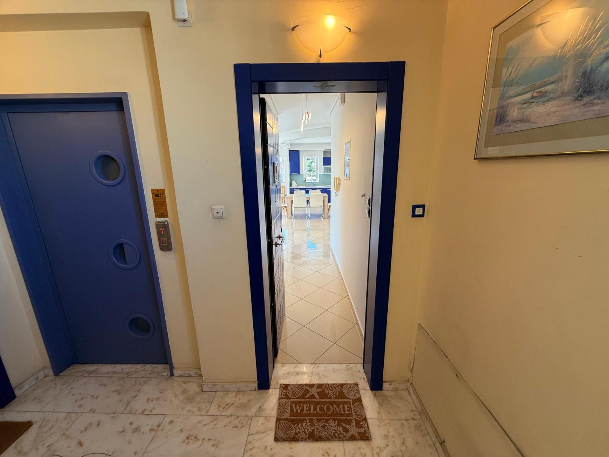 Sunny Home Private Jacuzzi Hydromassage Acropolis & Lycabettus Far View Parking 300M Metro Peristeri Athena Bagian luar foto
