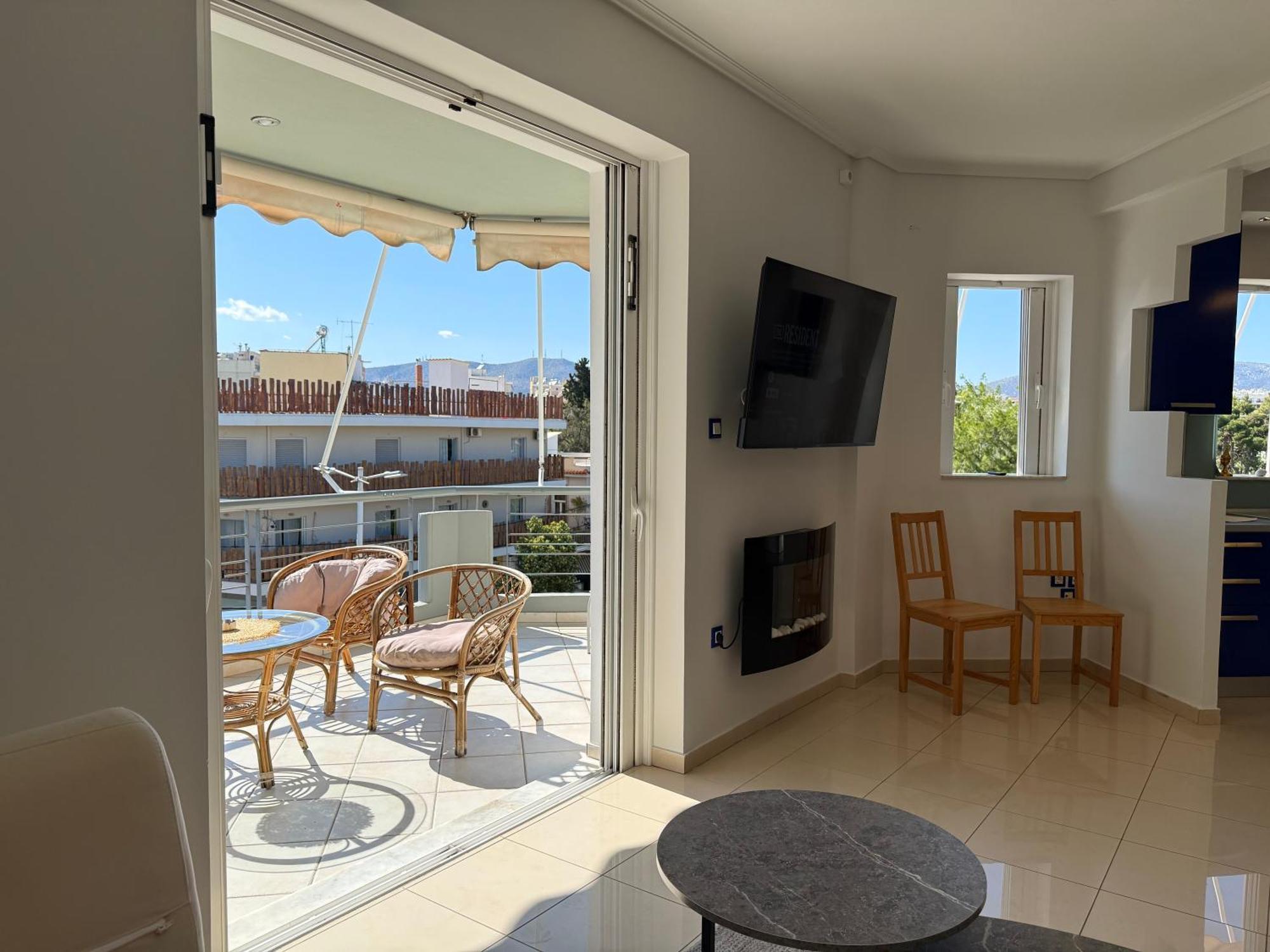 Sunny Home Private Jacuzzi Hydromassage Acropolis & Lycabettus Far View Parking 300M Metro Peristeri Athena Bagian luar foto