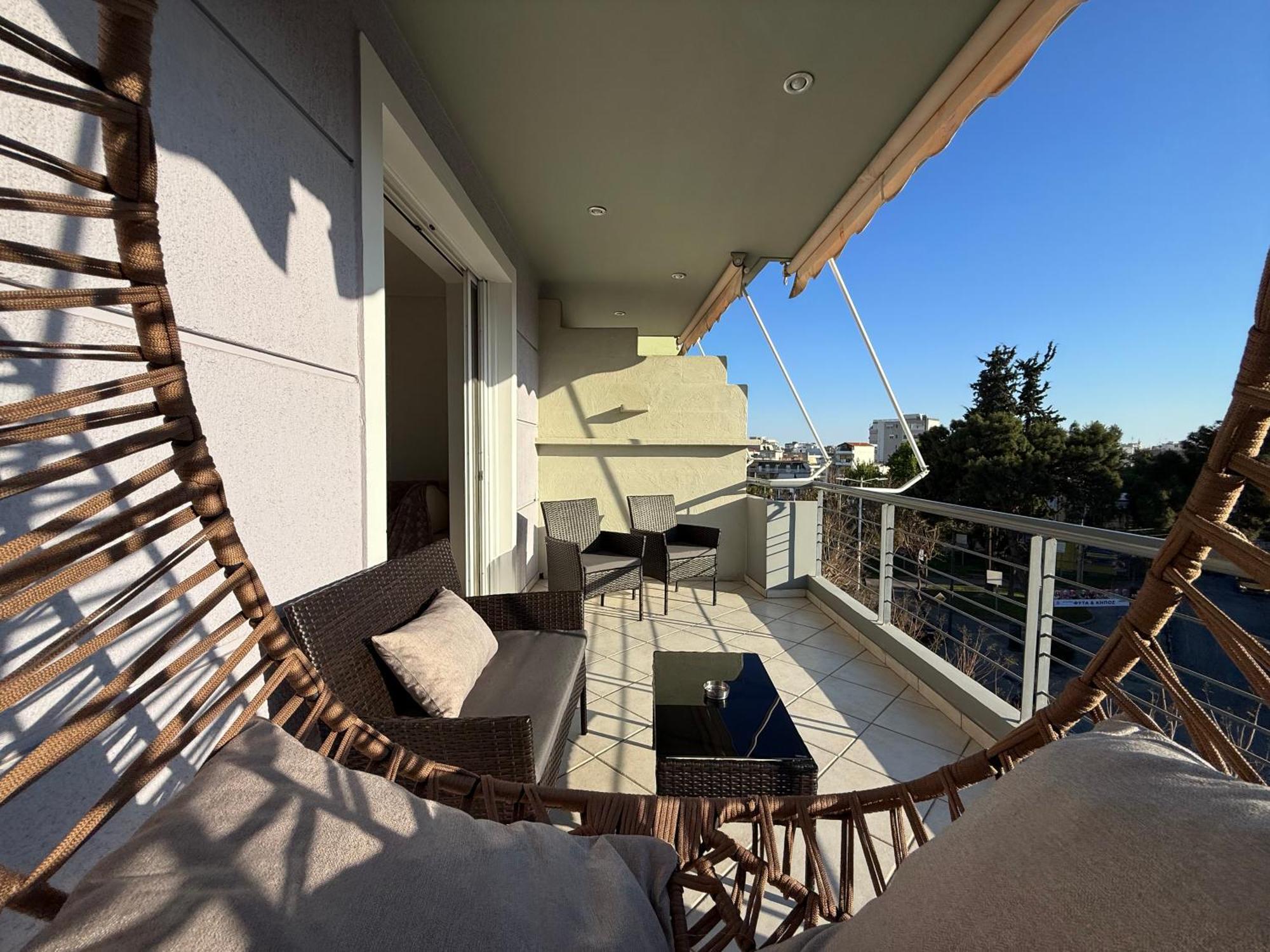 Sunny Home Private Jacuzzi Hydromassage Acropolis & Lycabettus Far View Parking 300M Metro Peristeri Athena Bagian luar foto