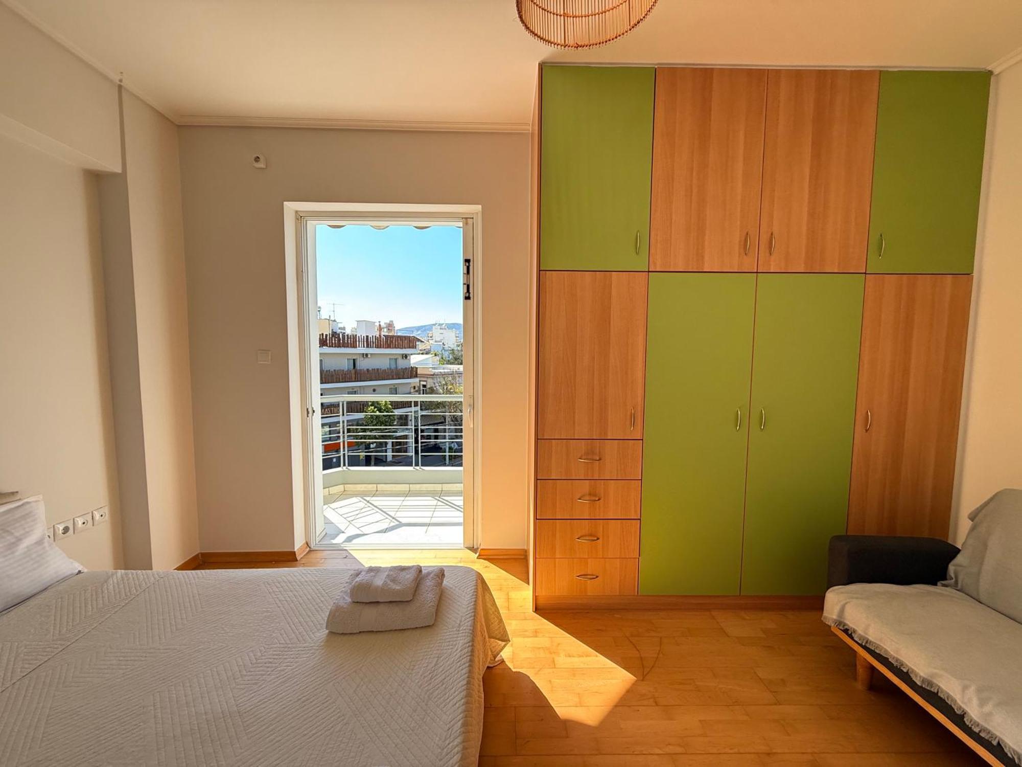 Sunny Home Private Jacuzzi Hydromassage Acropolis & Lycabettus Far View Parking 300M Metro Peristeri Athena Bagian luar foto