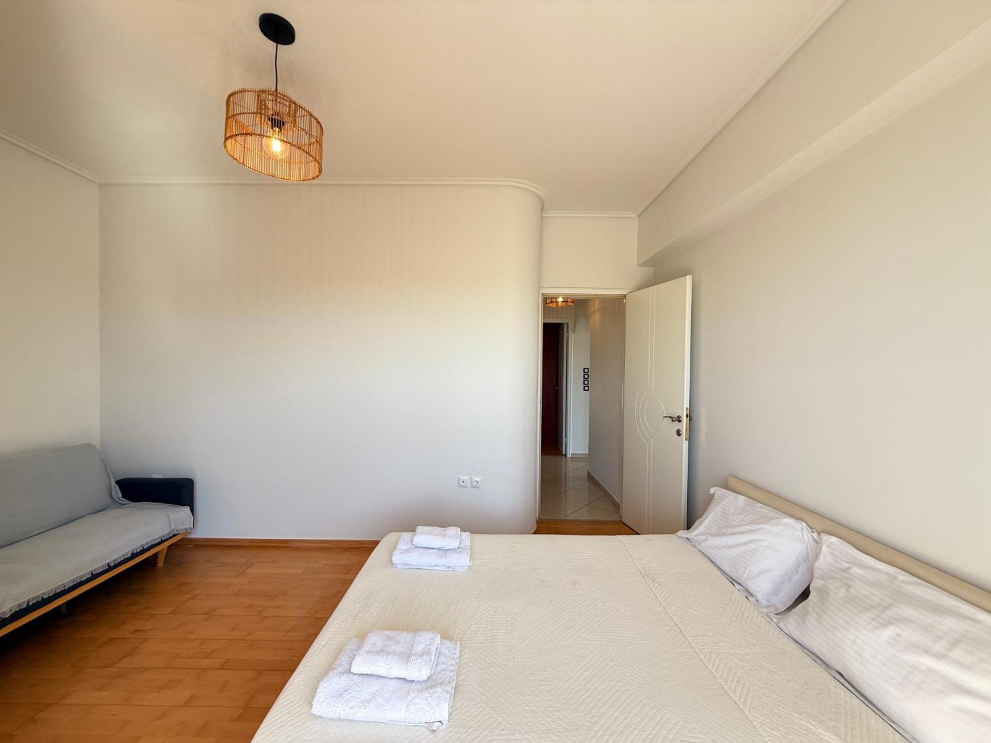 Sunny Home Private Jacuzzi Hydromassage Acropolis & Lycabettus Far View Parking 300M Metro Peristeri Athena Bagian luar foto